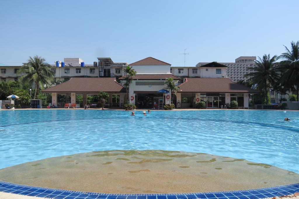 View Talay 1B Holidays Патая Екстериор снимка