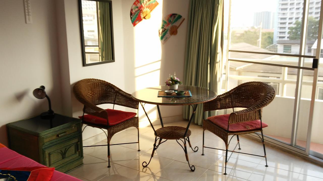 View Talay 1B Holidays Патая Екстериор снимка